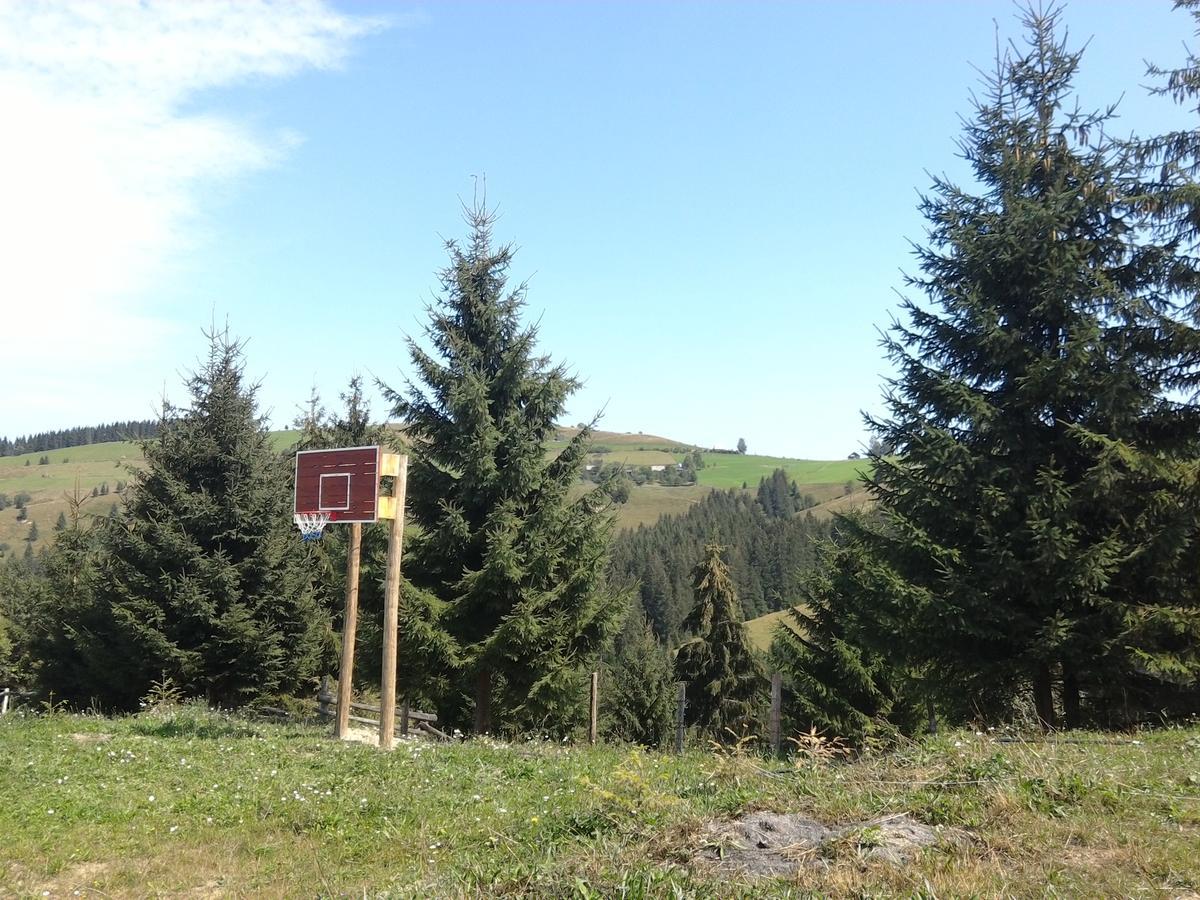 Camping Nad Karpatamy Spa Hotel Hrobiscse Kültér fotó