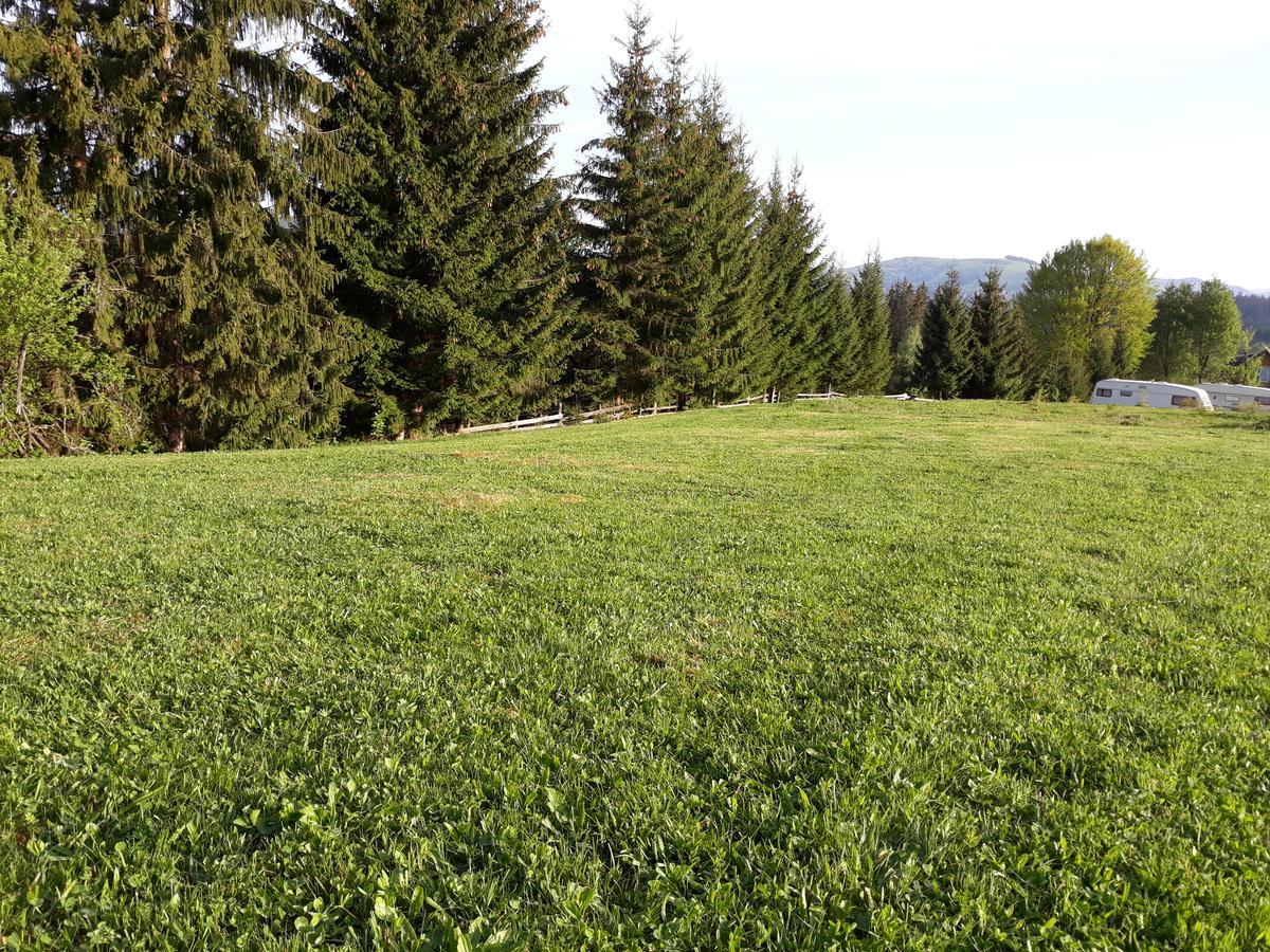 Camping Nad Karpatamy Spa Hotel Hrobiscse Kültér fotó